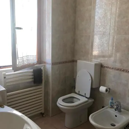Appartamento Milvia Lezzeno 公寓 *